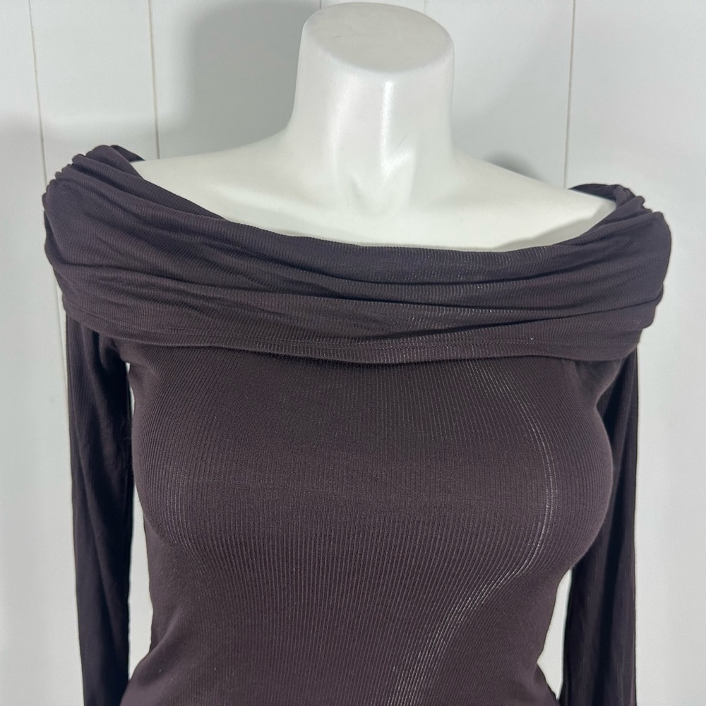 NWT Laila Jayde Sz L Y2K Style Long Sleeve Top Brown Pullover Off The Shoulder - Picture 2 of 10